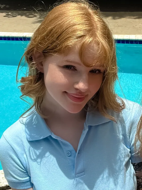 Aaliyah May's photo 4