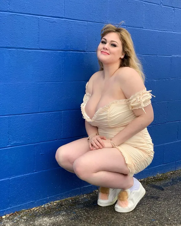 Adelina Manaut's photo 4