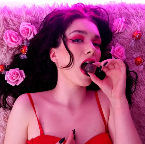 Adria Nite's photo 3