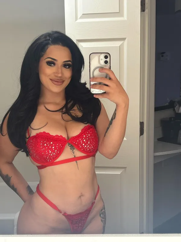 Adriana Brooke's photo 7