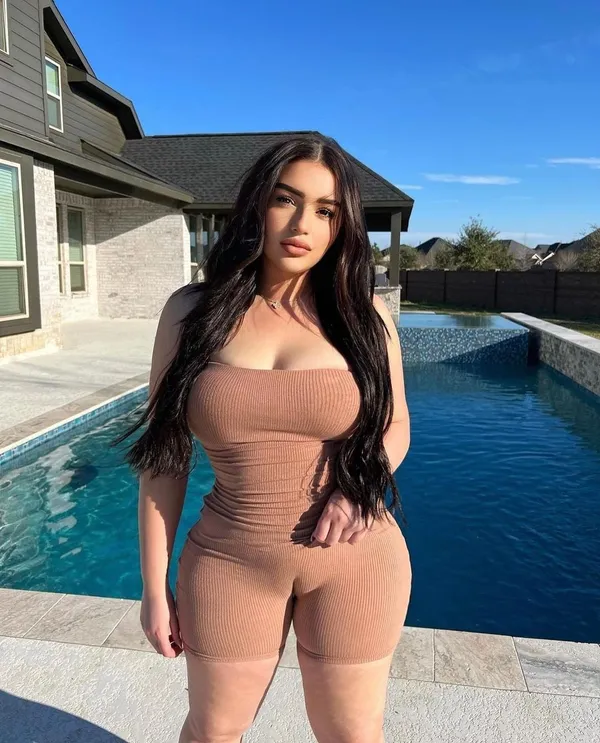 Adriana Lianne's BabeWiki Profile