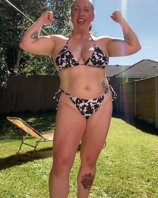 AfterhoursKP's BabeWiki Profile