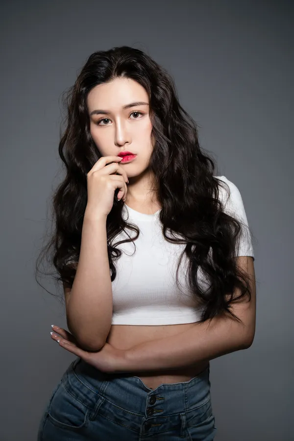 Ai Xi's BabeWiki Profile