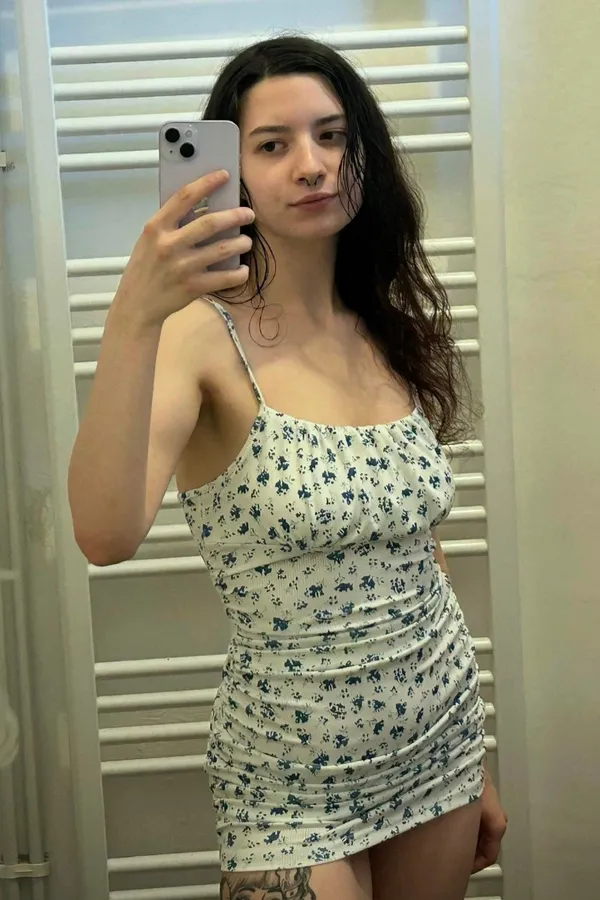 Aiyori Midnight's BabeWiki Profile