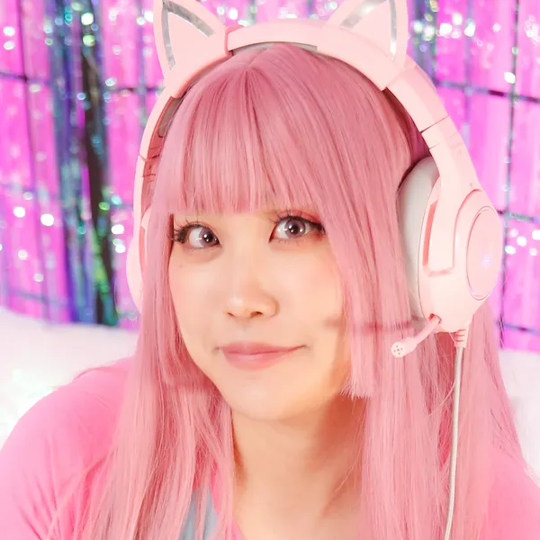 Aki Mama's BabeWiki Profile