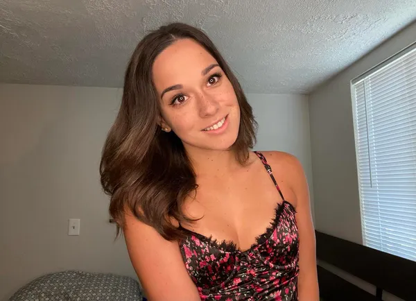 Alana Araya's photo 3