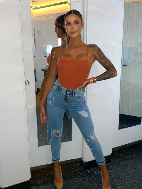 Alba Casillas's BabeWiki Profile