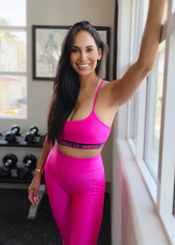 Alejandra Barnard's photo 3