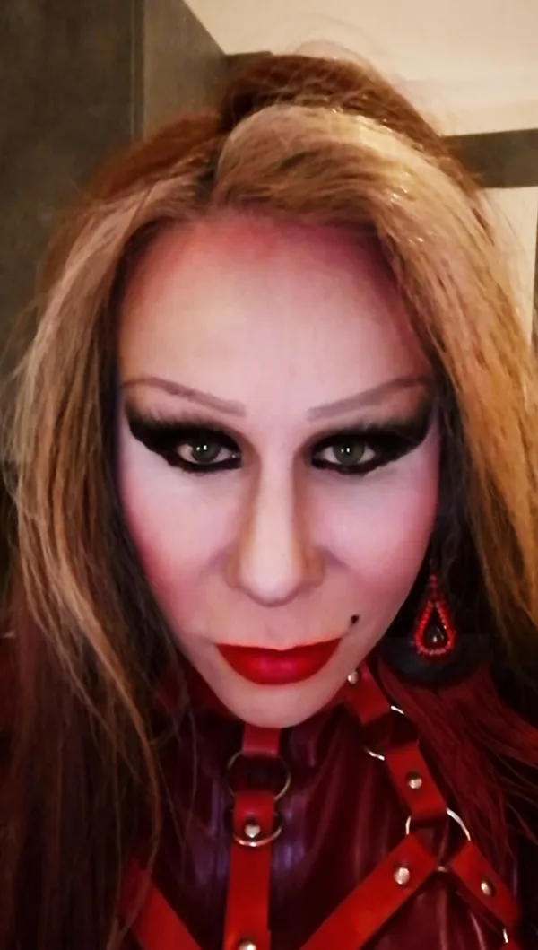 Alekssandra's BabeWiki Profile