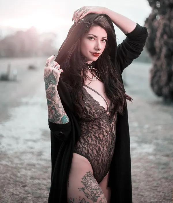 Alerose Suicide's photo 4