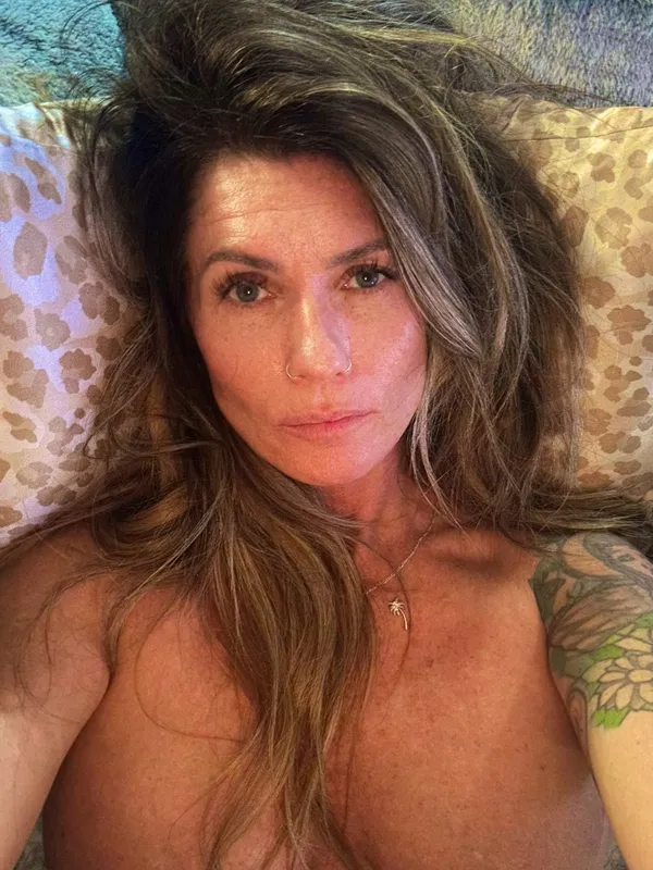 Alex Isadora's BabeWiki Profile