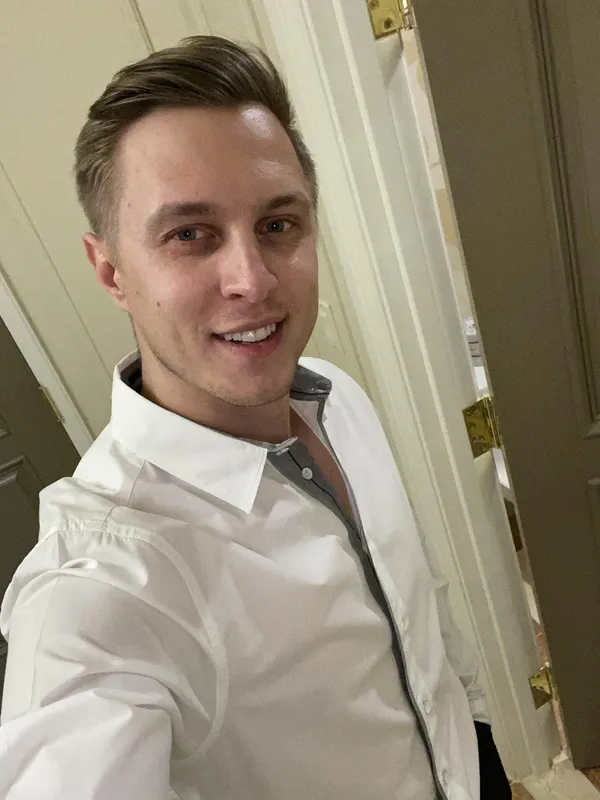 Alex Mack's BabeWiki Profile