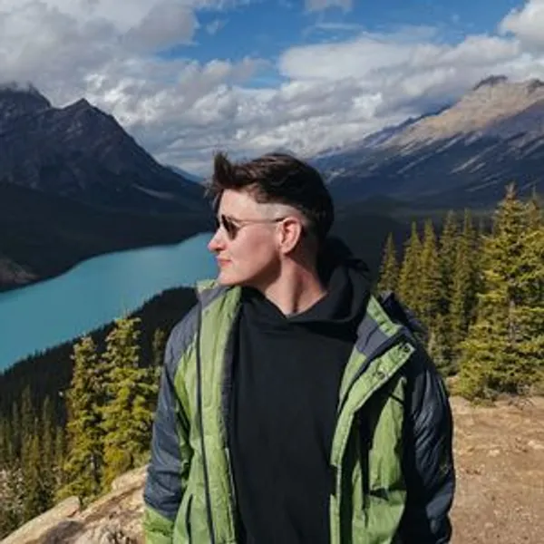 Alex Wilde's BabeWiki Profile