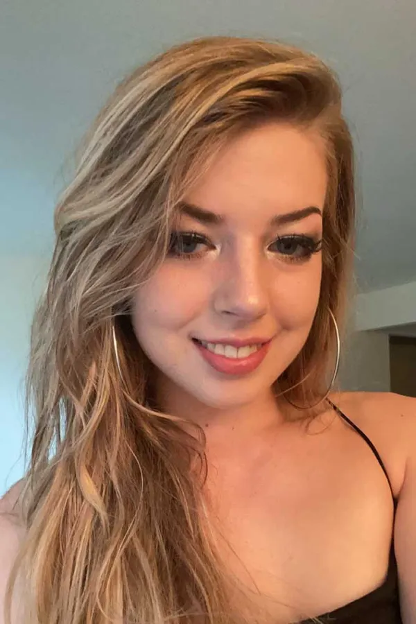 Alexa Kiss's photo 5