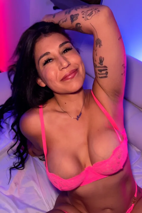 Alexa Taylor's photo 5