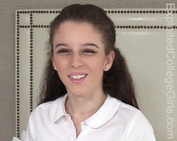 Alexandra Rose's photo 3