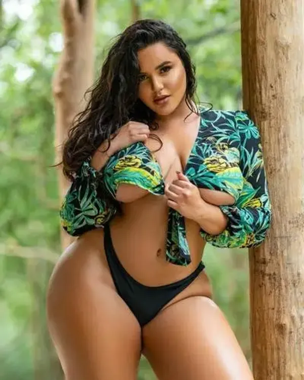 Alexas Morgan's photo 4