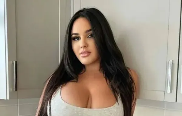 Alexas Morgan's photo 6