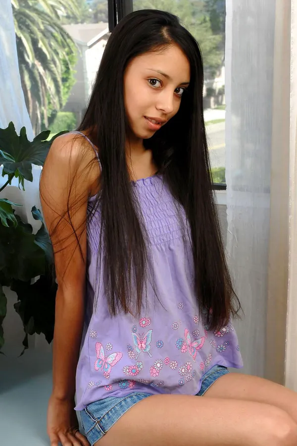 Alexis Love's photo 6