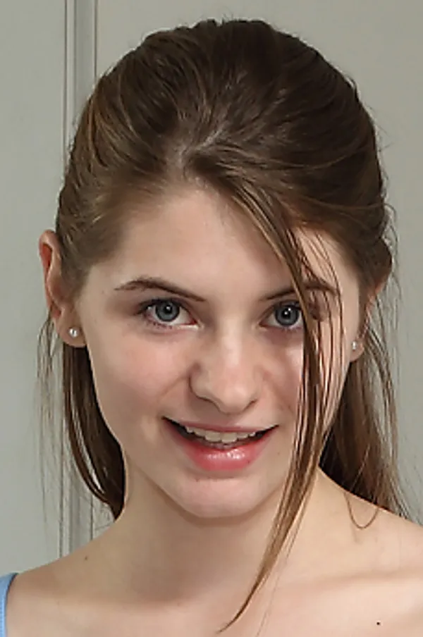 Alice March's photo 10