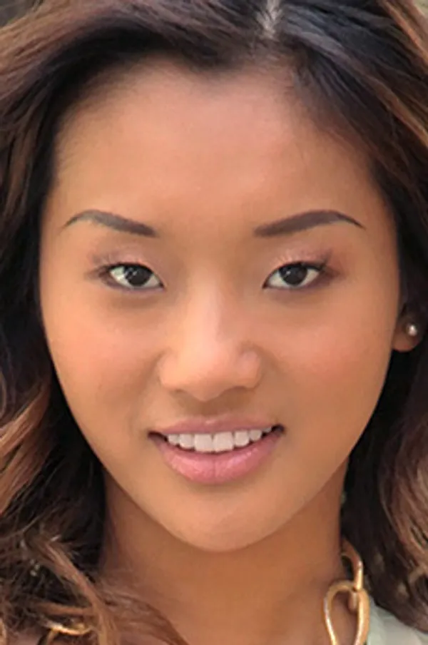 Alina Li's photo 15