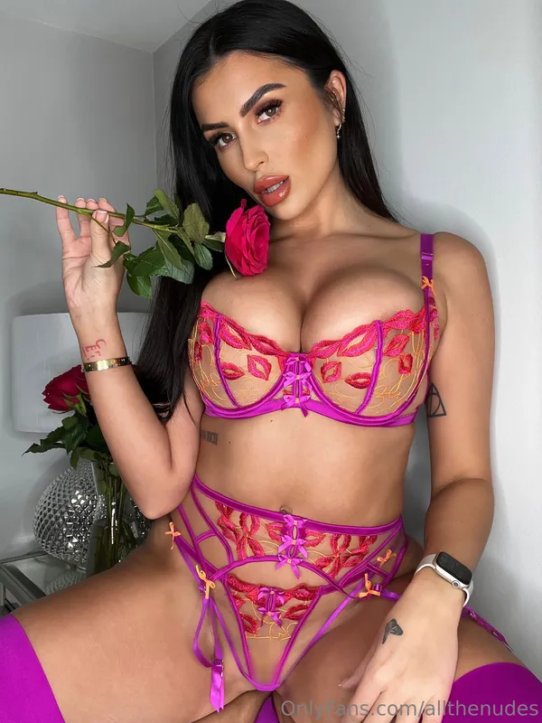 allthenudes's photo 5