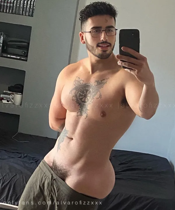 Alvaro Fizz's BabeWiki Profile