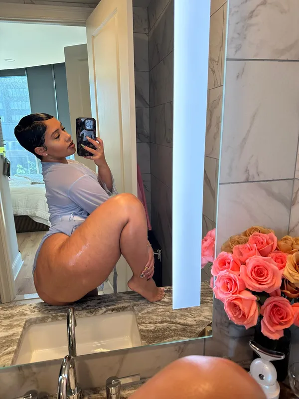 Amber Baez's BabeWiki Profile