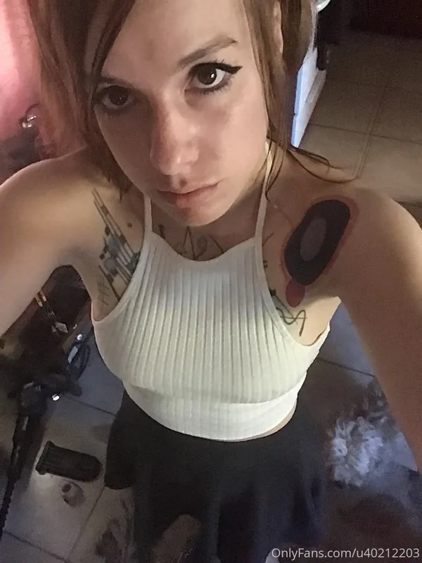 Amber Blank's photo 8