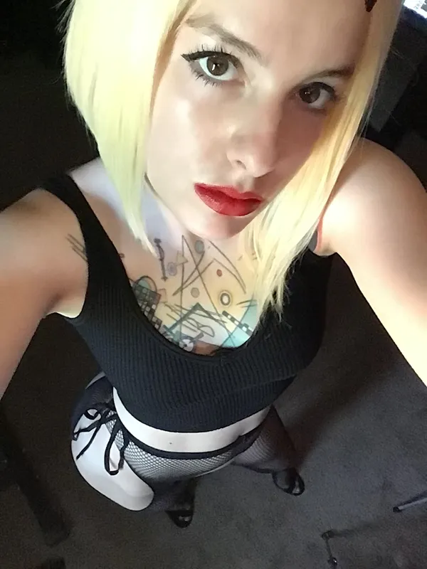 Amber Blank's BabeWiki Profile