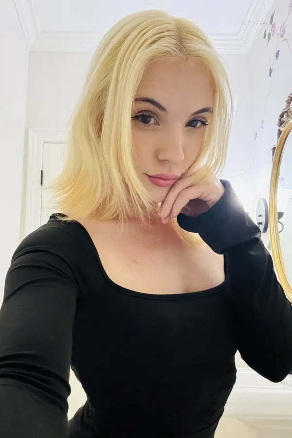 Amber Maddie's BabeWiki Profile