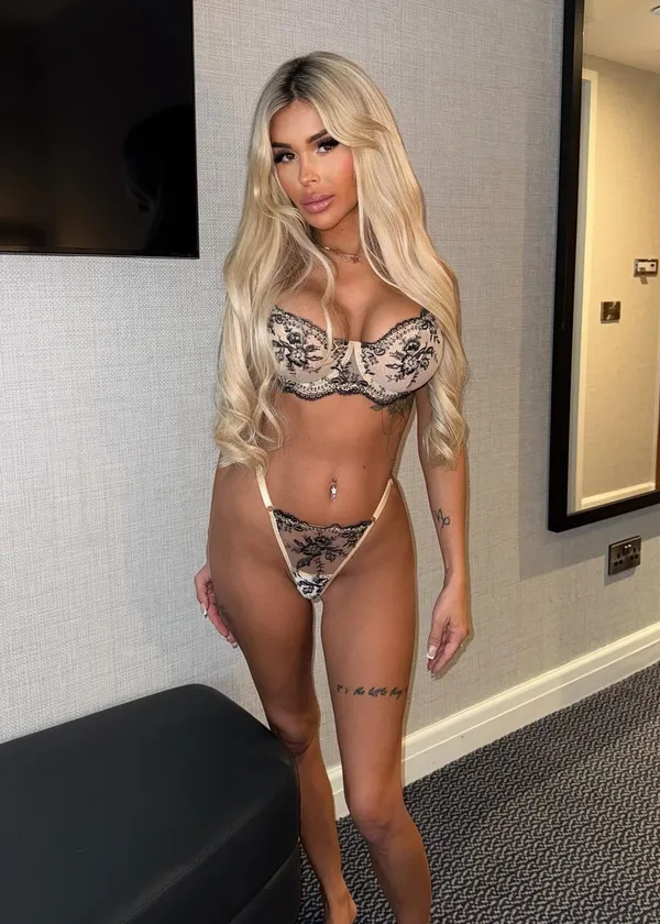 Amber Rose (Model)'s photo 3