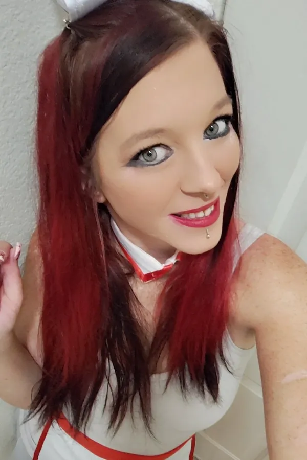 Amberlee Smith's BabeWiki Profile