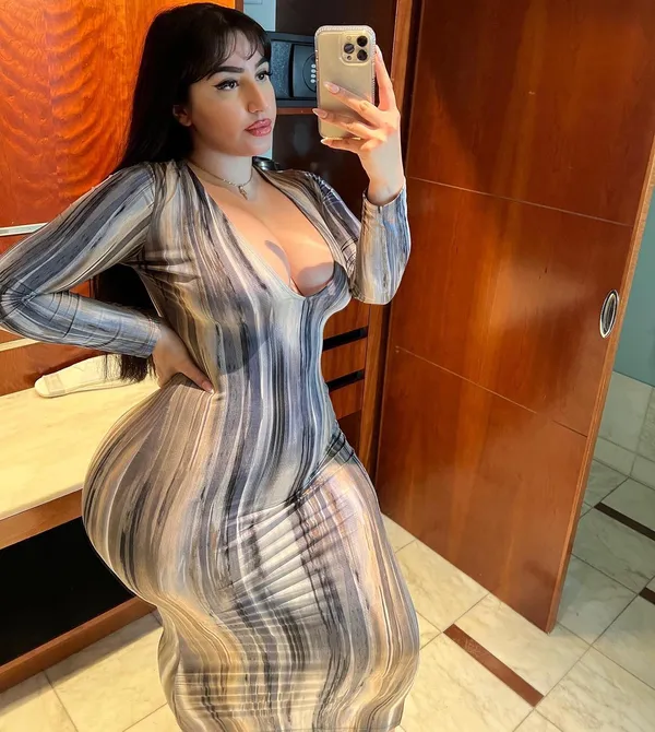 Amelia Curvy's BabeWiki Profile