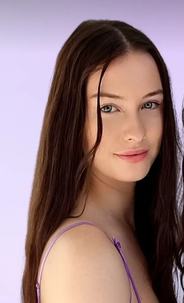 Amelia Maddison's BabeWiki Profile