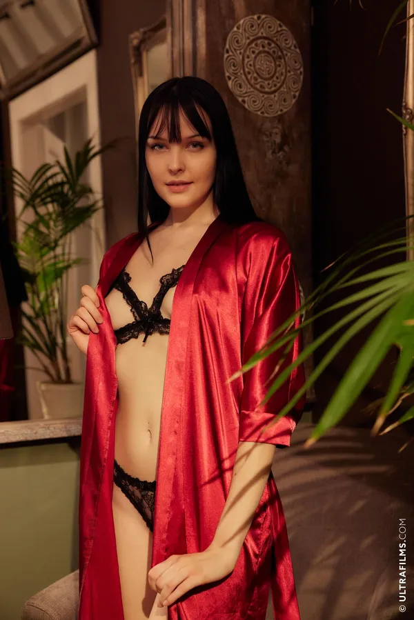 Amelia Riven's BabeWiki Profile