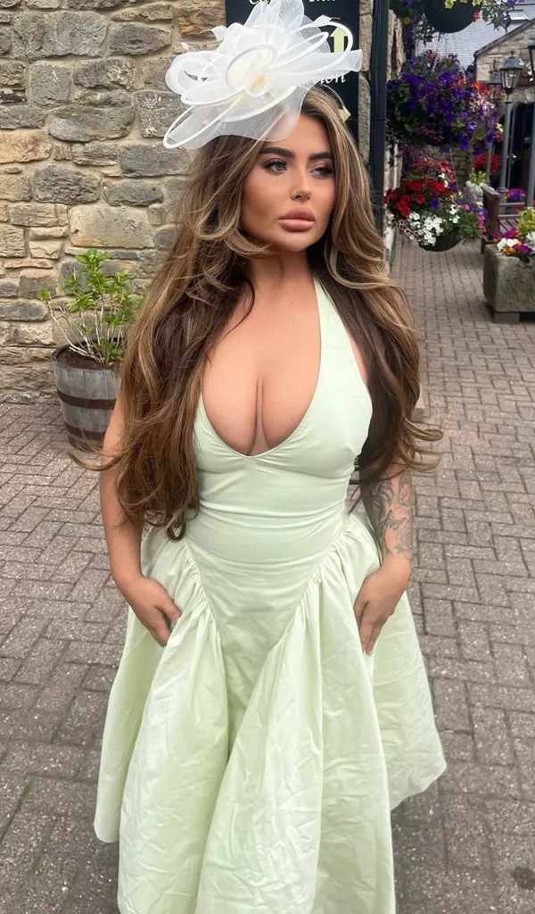 Amy Maxwell's photo 4