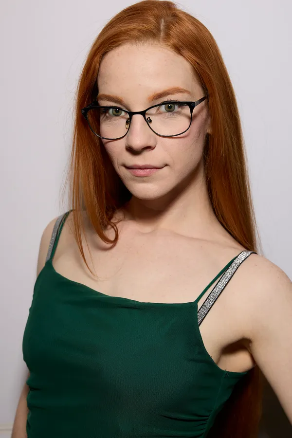 Amy Quinn's BabeWiki Profile