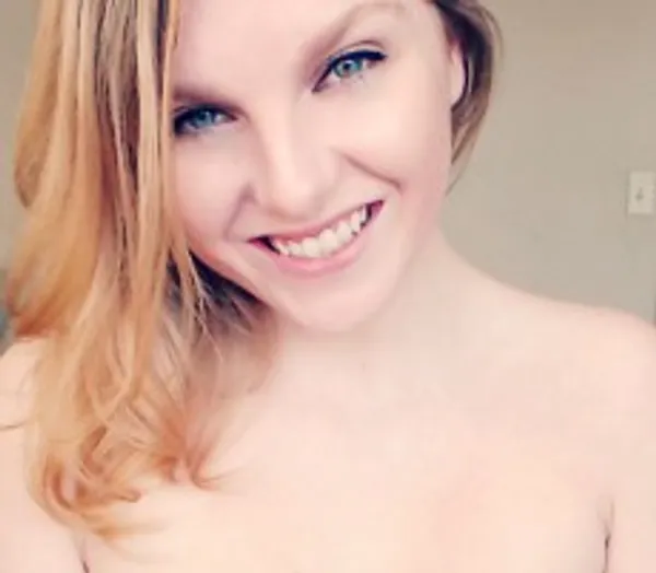 AnaSmiley's BabeWiki Profile