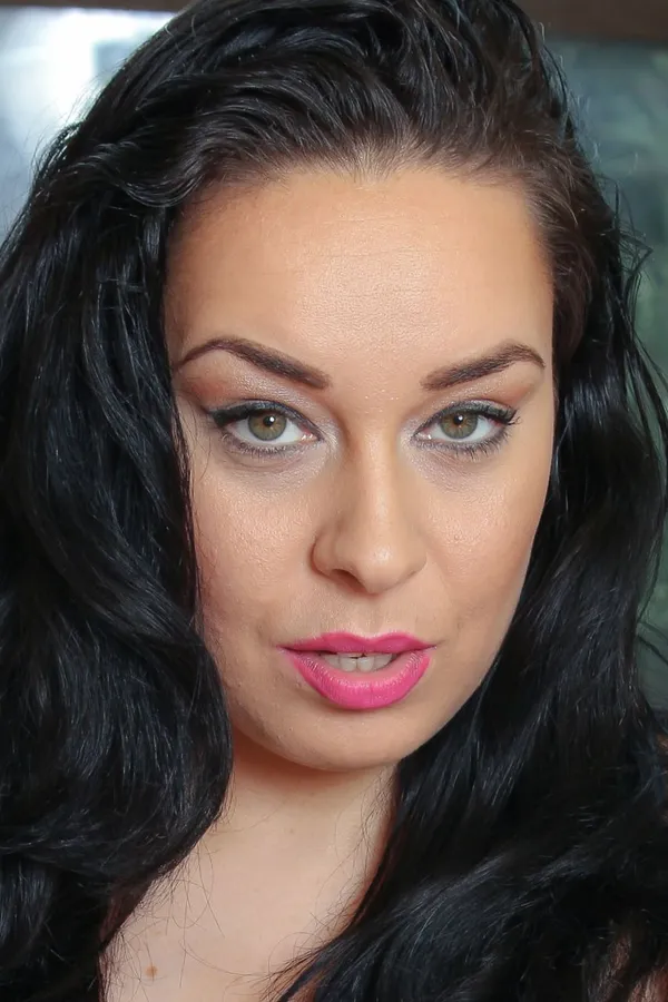 Anastasia Lux's BabeWiki Profile