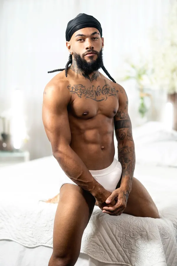 Andy Rodrigues's BabeWiki Profile