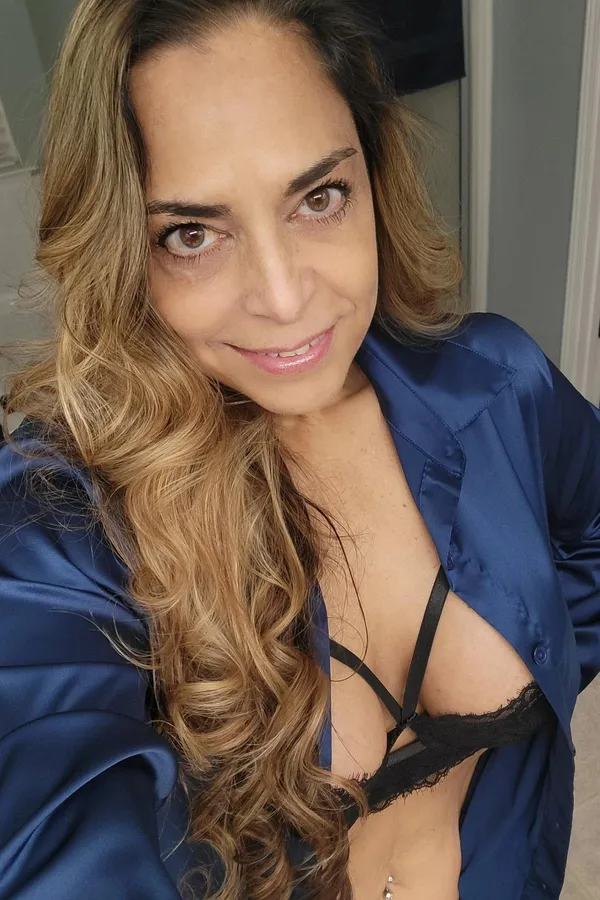 Angel Jackson's BabeWiki Profile