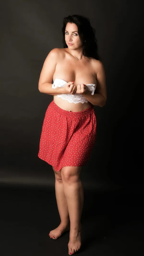 Angelina (Model)'s photo 3