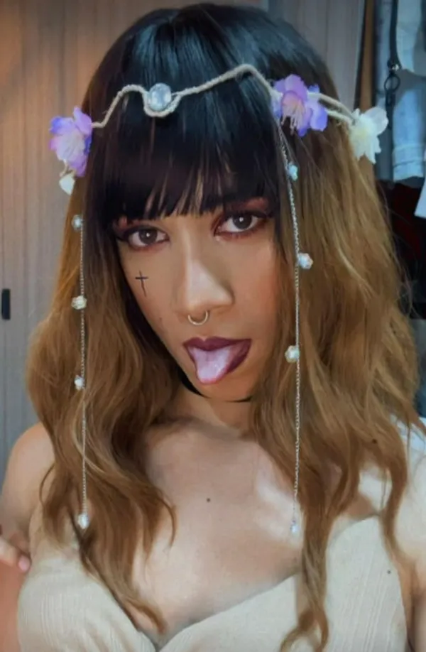 Angelina Brooke's BabeWiki Profile