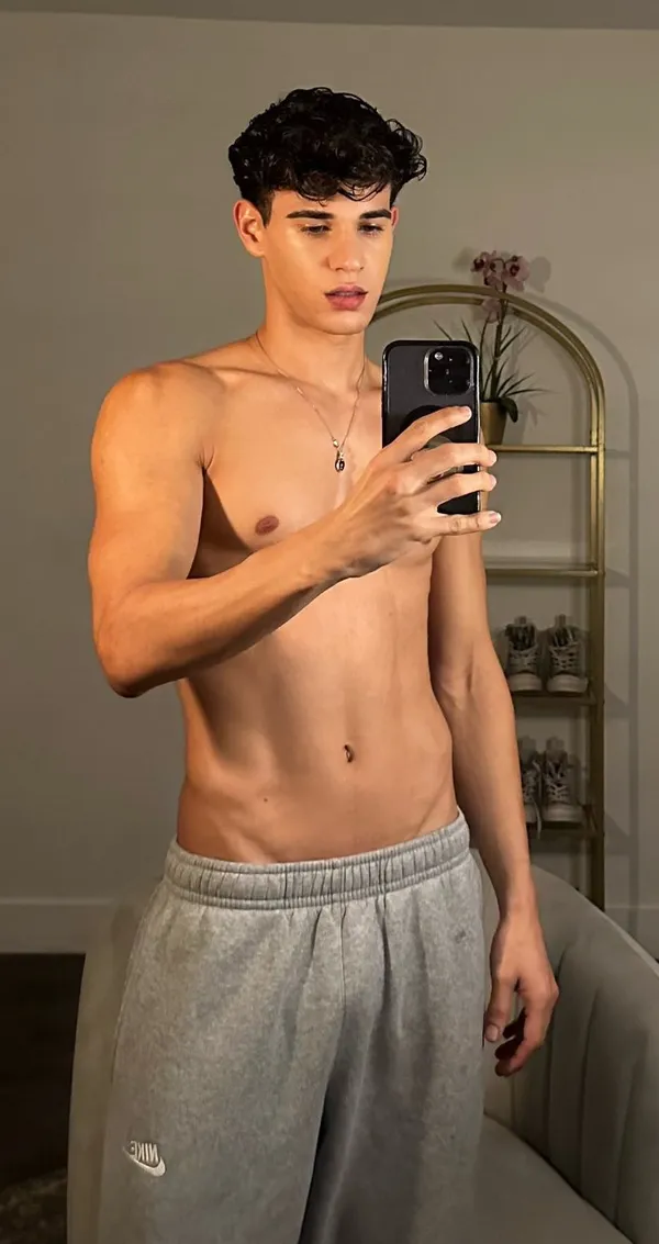 Angell Dario Garcia's BabeWiki Profile