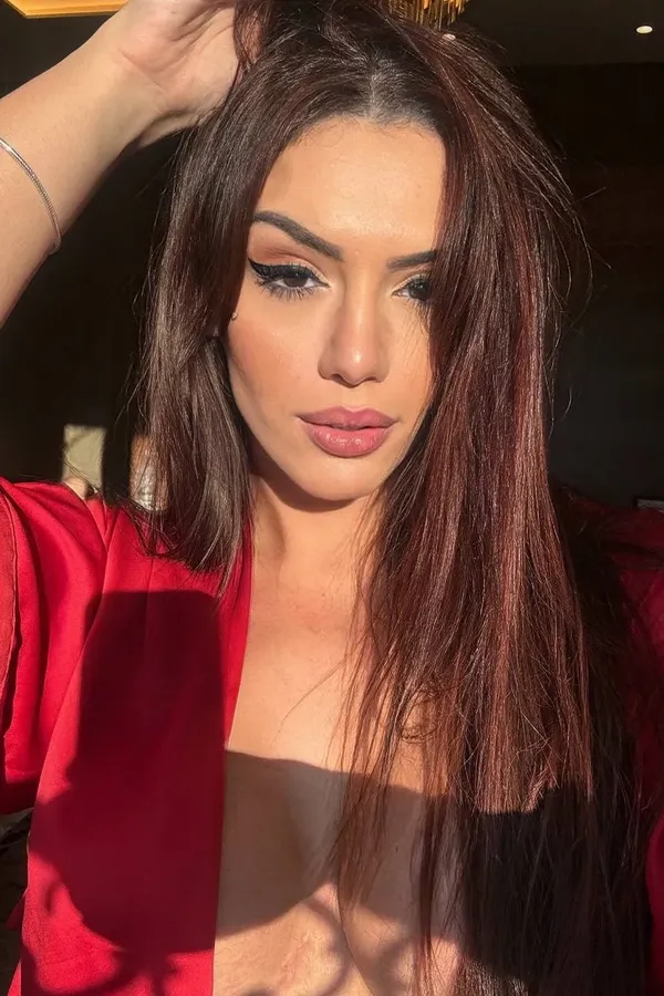 Anna Laura Amaral's photo 8