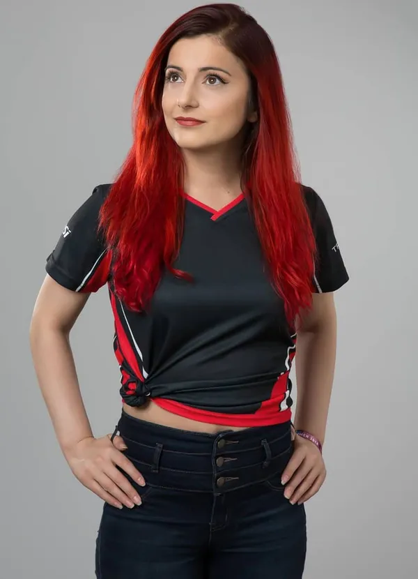 AnnieFuchsia's BabeWiki Profile