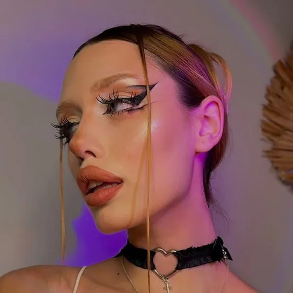 Anny Foster's BabeWiki Profile