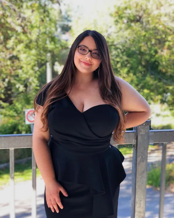 Anouk Ddlgxo's BabeWiki Profile