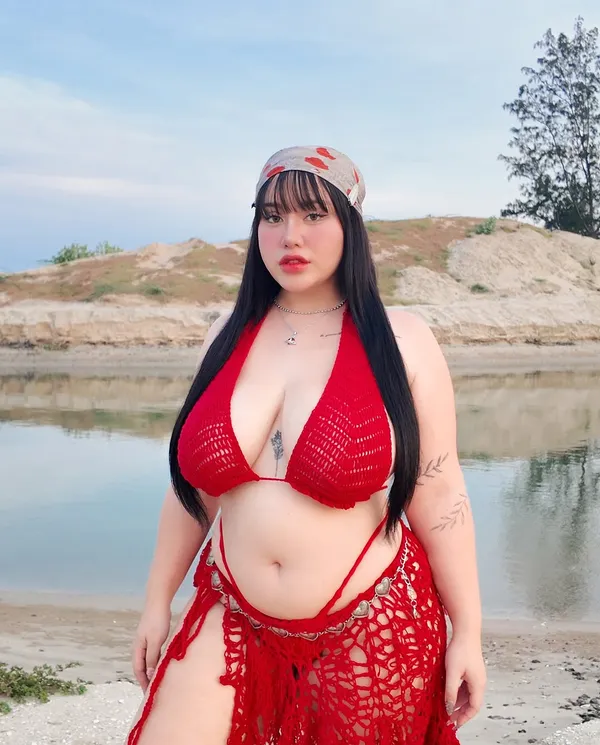 Aomtein's BabeWiki Profile